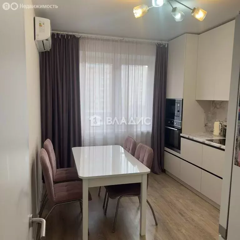 3-комнатная квартира: посёлок городского типа Мирный, Рязанская улица, ... - Фото 1