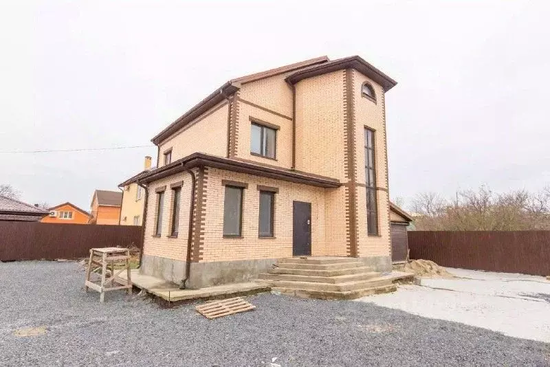 Дом в Ростовская область, Ростов-на-Дону Счастливая ул., 50 (389 м) - Фото 1