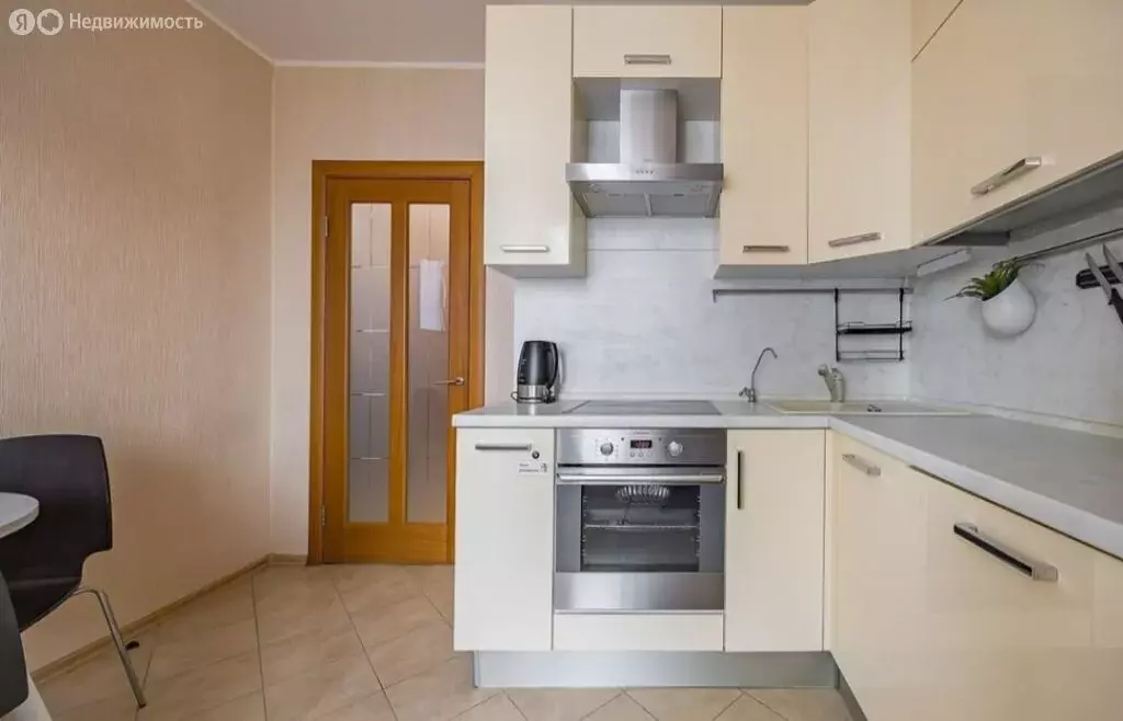 1-комнатная квартира: Нижний Новгород, улица Родионова, 165к9 (42.8 м) - Фото 0