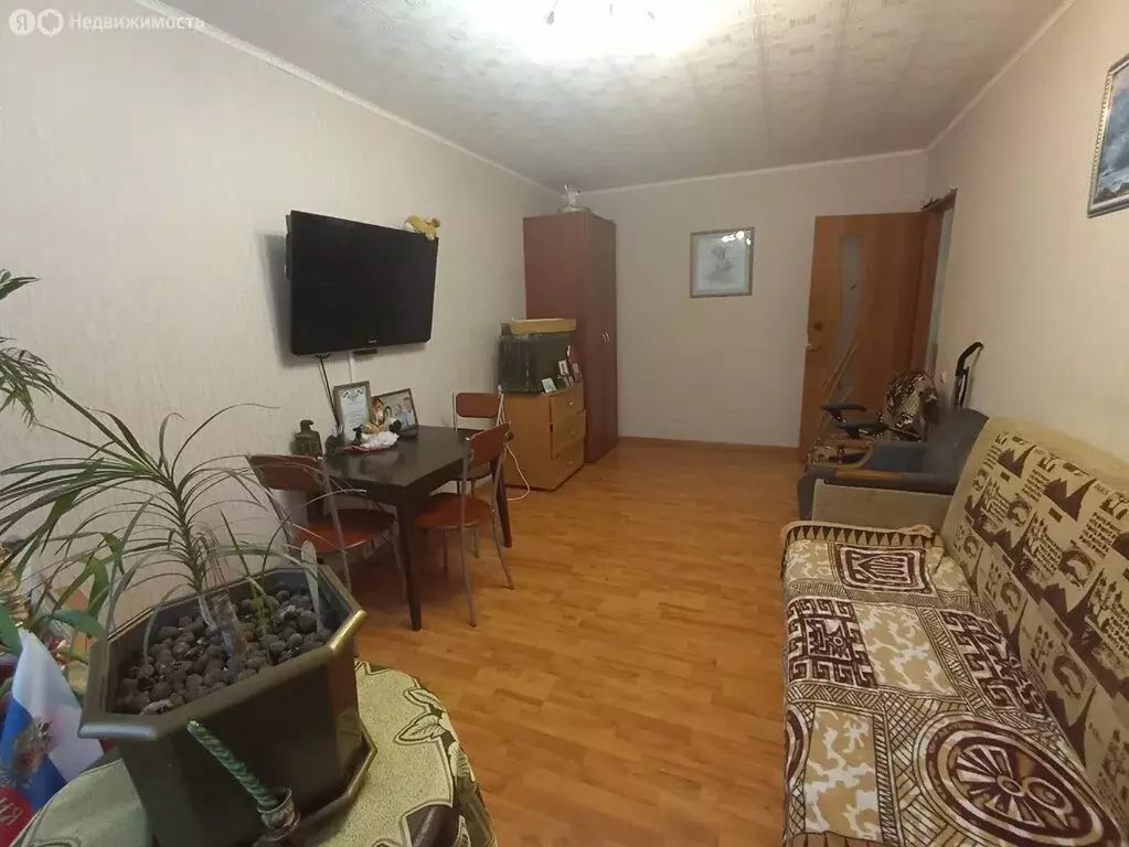 3-комнатная квартира: Псков, Коммунальная улица, 52А (67 м) - Фото 0