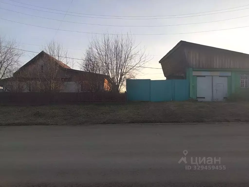 Дом в Красноярский край, Дзержинско-Тасеевский муниципальный округ, с. ... - Фото 1