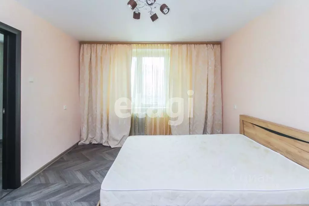 2-к кв. Тюменская область, Тюмень ул. Пермякова, 76 (62.0 м) - Фото 1