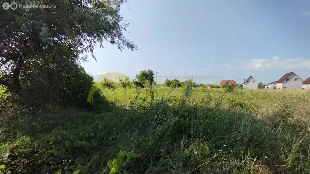 Участок в Старотитаровская, Кубанская улица, 33 (20 м) - Фото 1