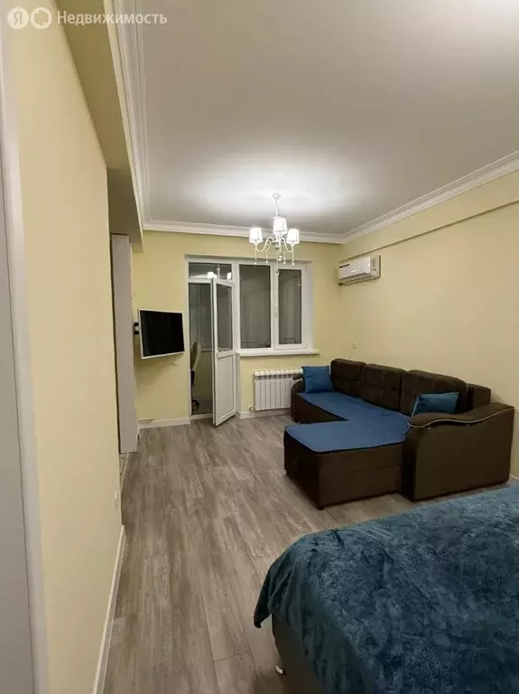 Квартира-студия: Дербент, улица Гейдара Алиева, 11 (39.9 м) - Фото 1