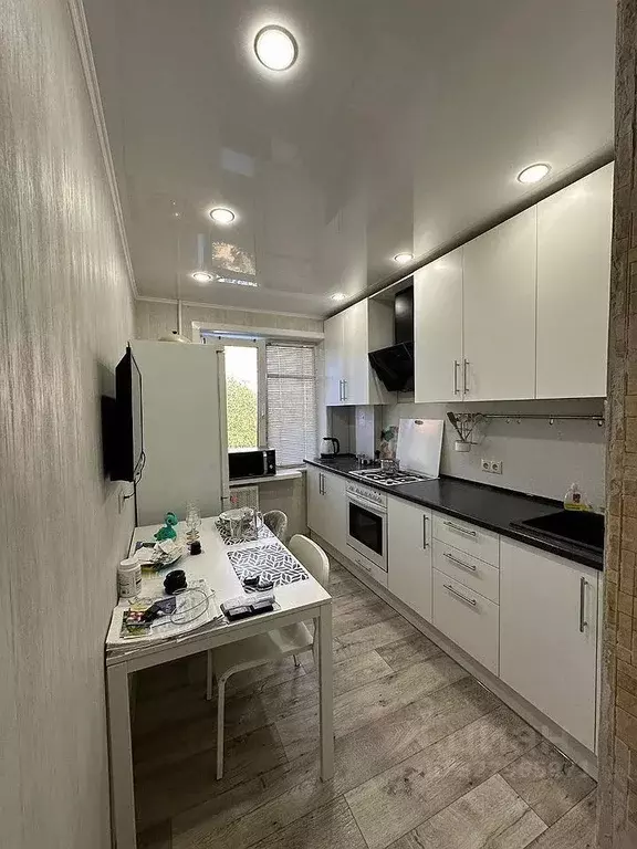 3-к кв. Ростовская область, Ростов-на-Дону Ворошиловский просп., 58 ... - Фото 2