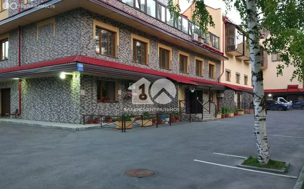 4-комнатная квартира: Новосибирск, Дачное шоссе, 18/5 (120 м) - Фото 1