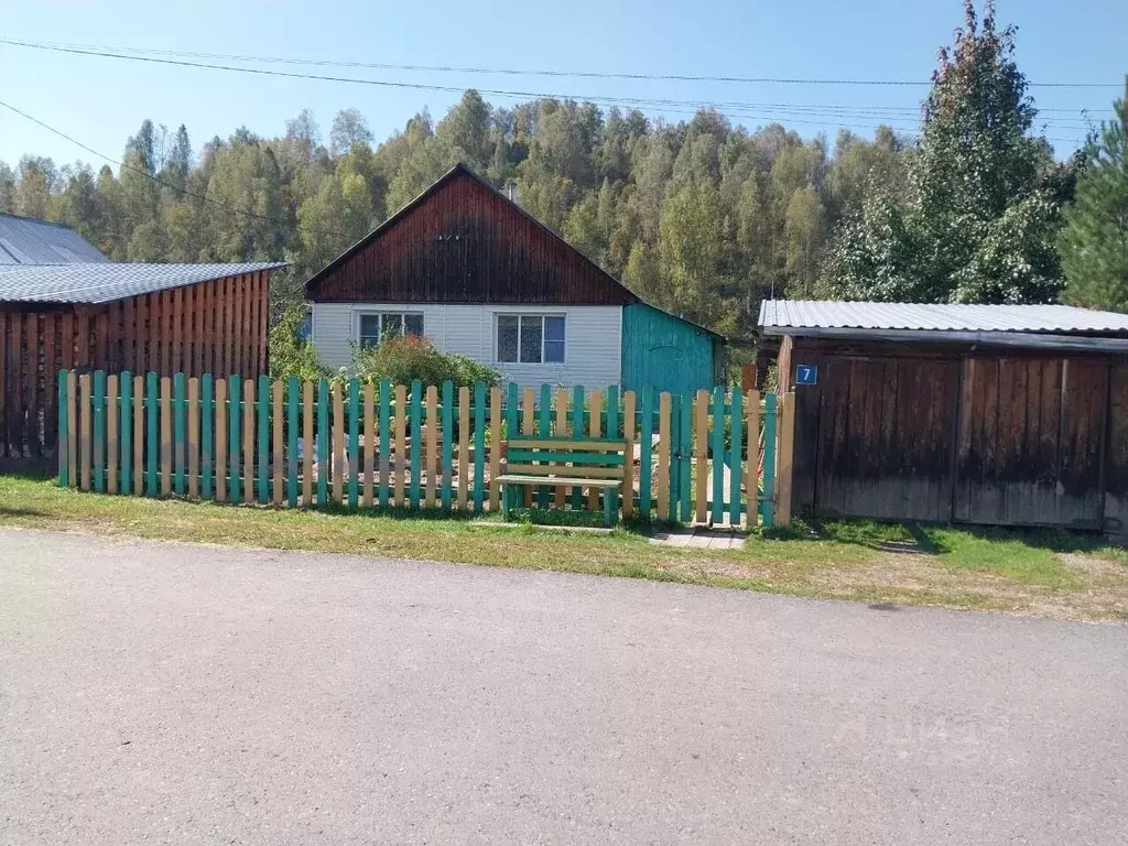 Дом в Алтай, Чойский район, Чойское с/пос, с. Гусевка ул. 40 лет ... - Фото 1