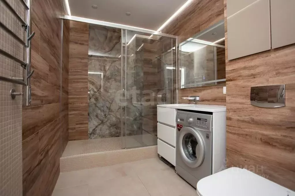 1-к кв. Тюменская область, Тюмень ул. Пожарных и Спасателей, 5к1 (41.5 ... - Фото 1