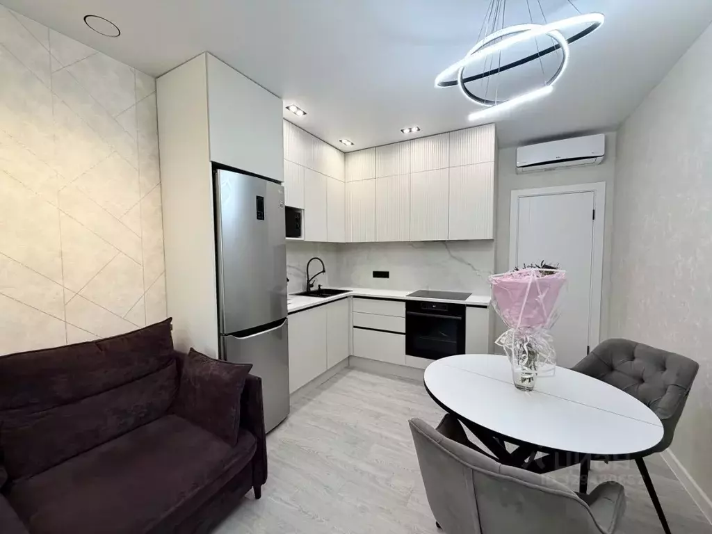 2-к кв. Татарстан, Казань ул. Серова, 50к2 (56.5 м) - Фото 2