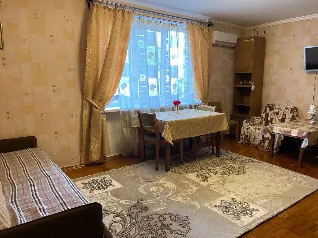 2-к кв. Крым, Феодосия ул. Украинская, 31 (54.0 м) - Фото 1