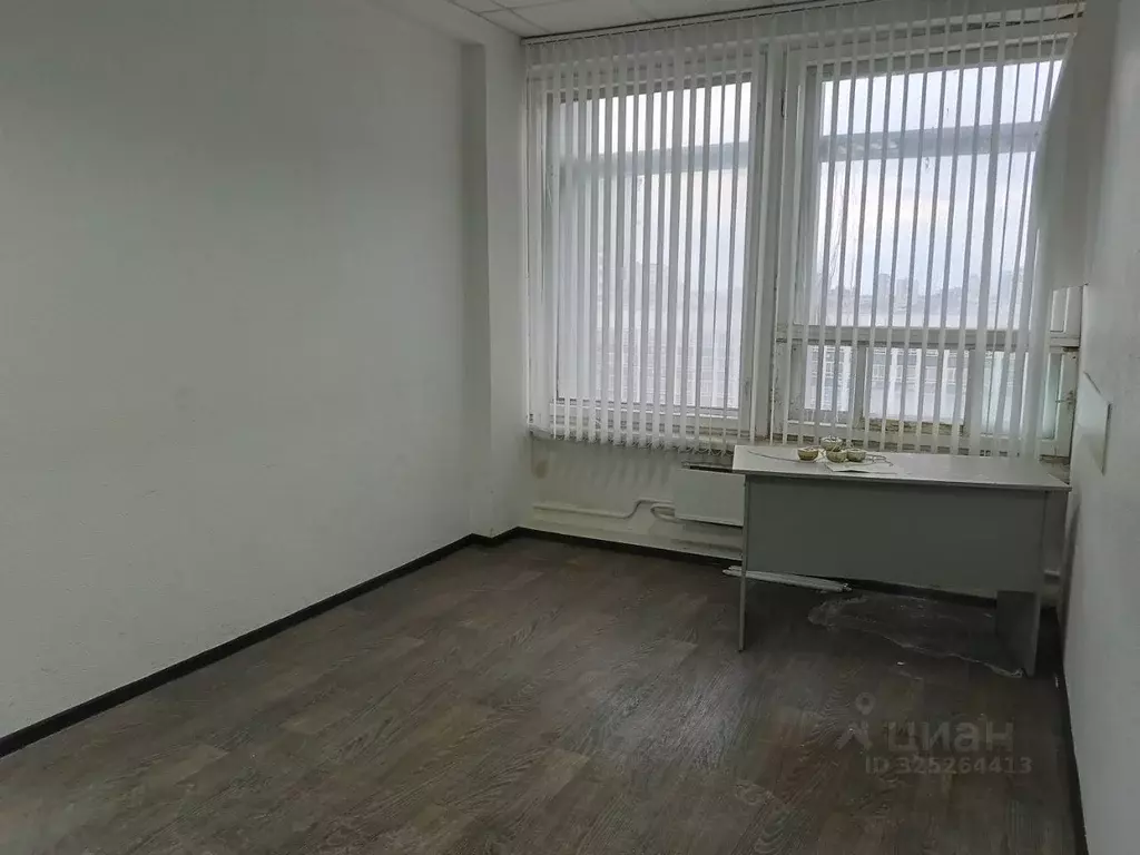 Офис в Краснодарский край, Краснодар Красная ул., 124Б (20 м) - Фото 1