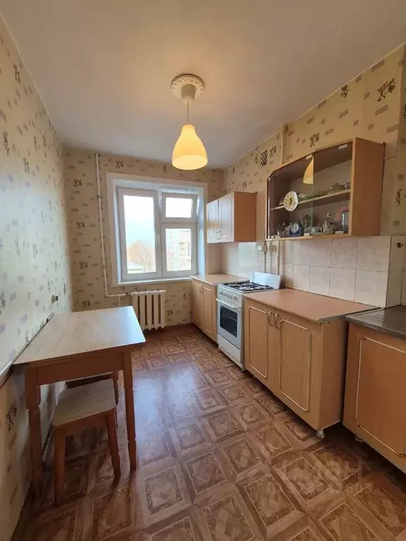 3-к кв. Омская область, Омск Заозерный мкр, ул. Глинки, 1 (60.1 м) - Фото 0