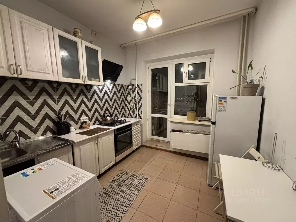 2-к кв. Саха (Якутия), Якутск ул. Н.Е. Мординова, 32/1 (57.0 м) - Фото 1