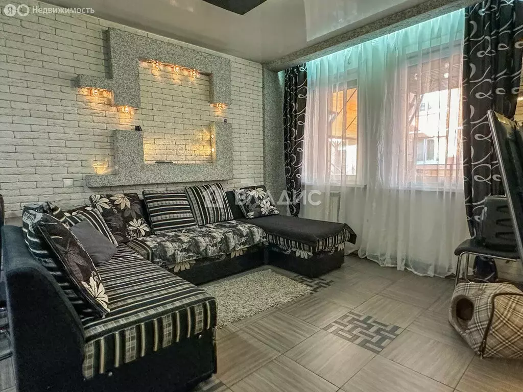 Дом в Ангарск, 30-й микрорайон, 33 (170 м) - Фото 1