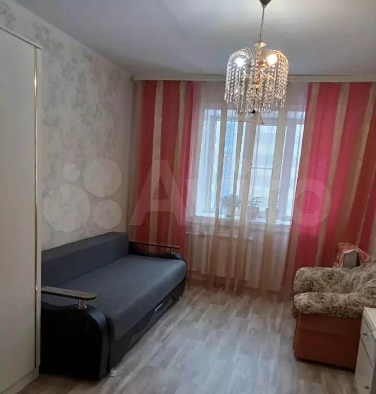 Комната 16 м в 1-к., 2/10 эт. - Фото 0