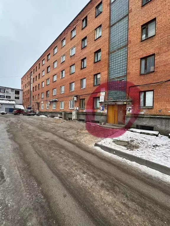 Комната 12,6 м в 8-к., 4/5 эт. - Фото 1