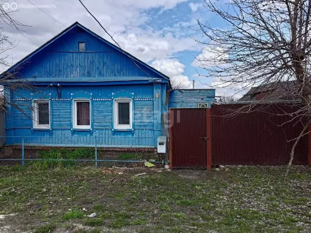 Дом в Севск, улица Кропоткина, 28 (100 м) - Фото 0