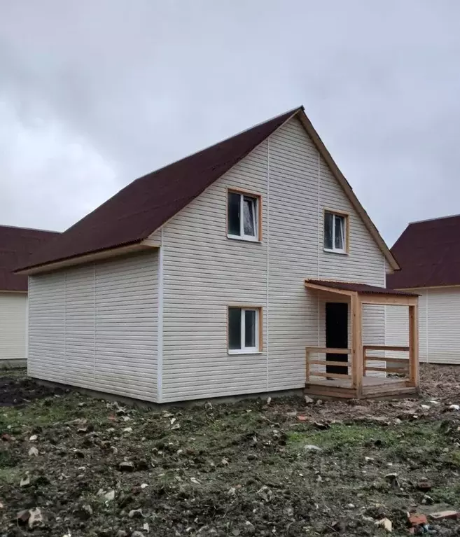 Дом в Ленинградская область, Кировский район, Павлово пгт ... - Фото 1