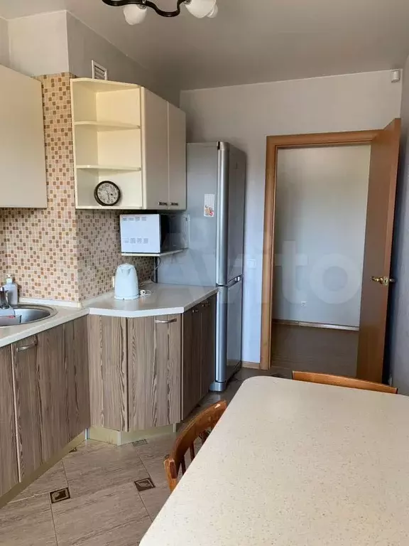 2-к. квартира, 60 м, 8/10 эт. - Фото 1