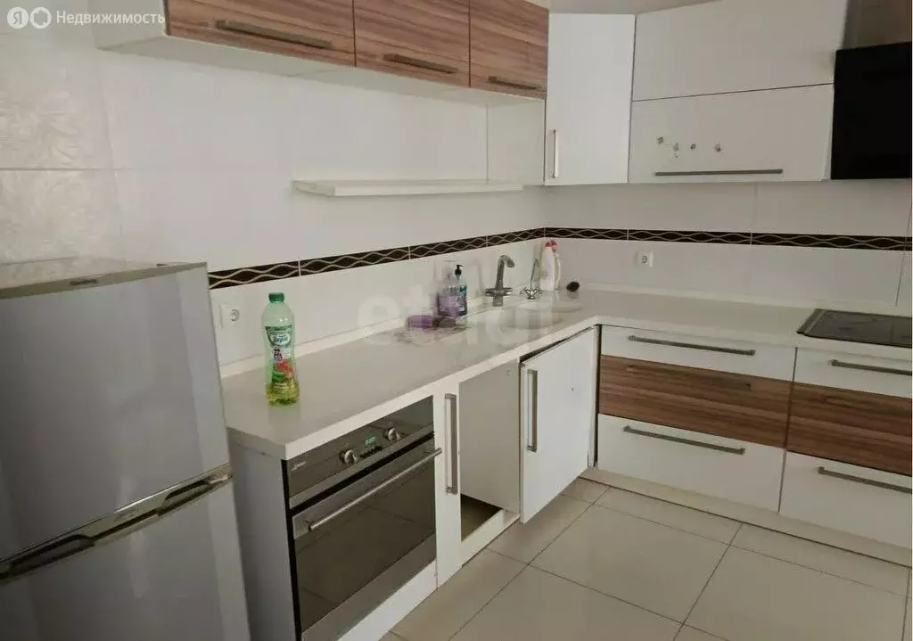 3-комнатная квартира: Воронеж, улица Хользунова, 12 (88.7 м) - Фото 2