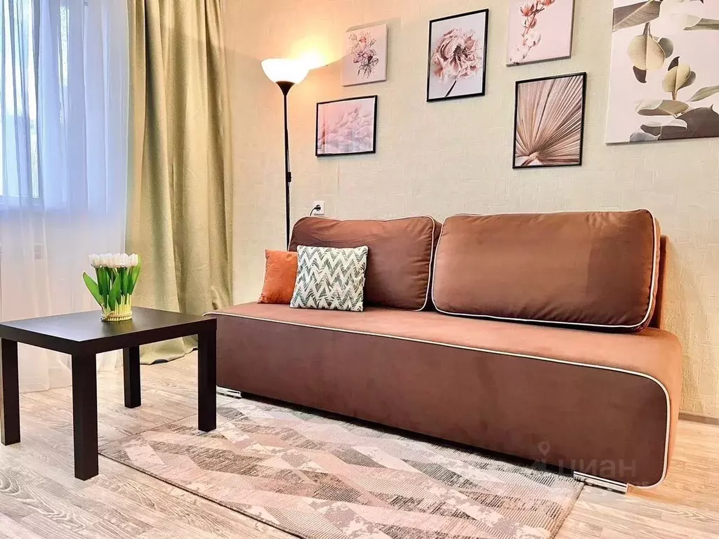 1-к кв. Волгоградская область, Волгоград ул. 7-й Гвардейской, 21 (36.0 ... - Фото 1