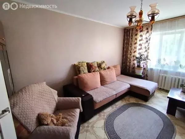 3-комнатная квартира: Курган, жилой район Заозёрный, микрорайон 6А, 2 ... - Фото 0