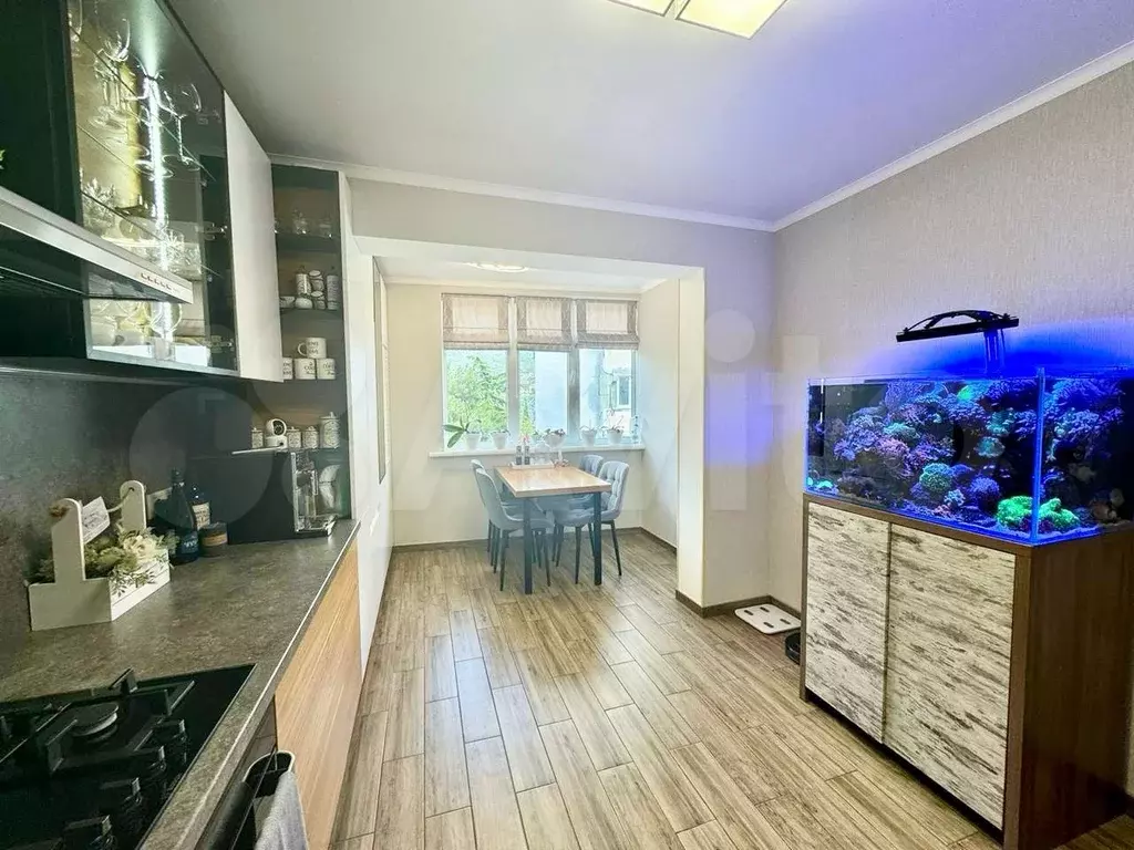 2-к. квартира, 65 м, 4/9 эт. - Фото 1