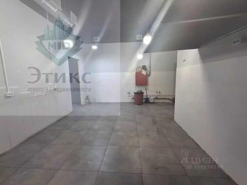Помещение свободного назначения в Ульяновская область, Ульяновск ... - Фото 0