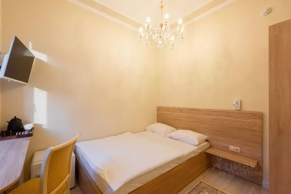 Комната Татарстан, Казань ул. Каюма Насыри, 26 (12.0 м) - Фото 1