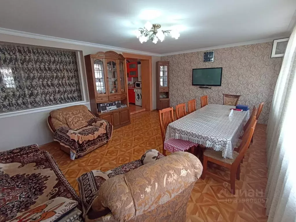 4-к кв. Северная Осетия, Владикавказ ул. Бритаева (83.3 м) - Фото 0