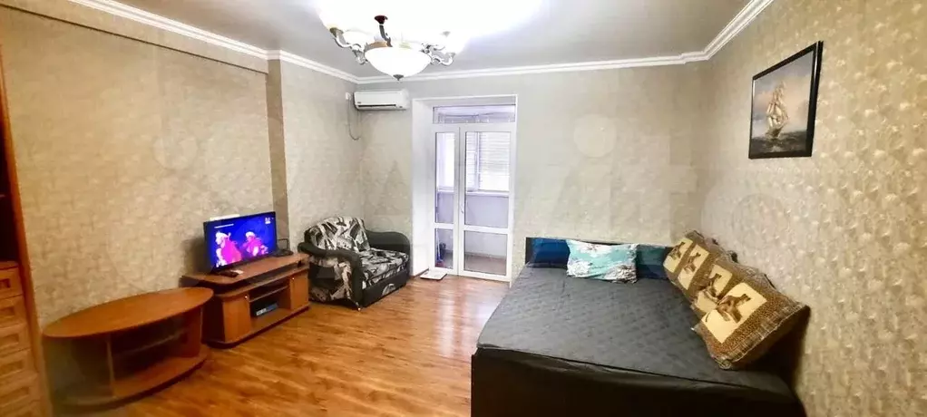 1-к. квартира, 40 м, 4/4 эт. - Фото 1