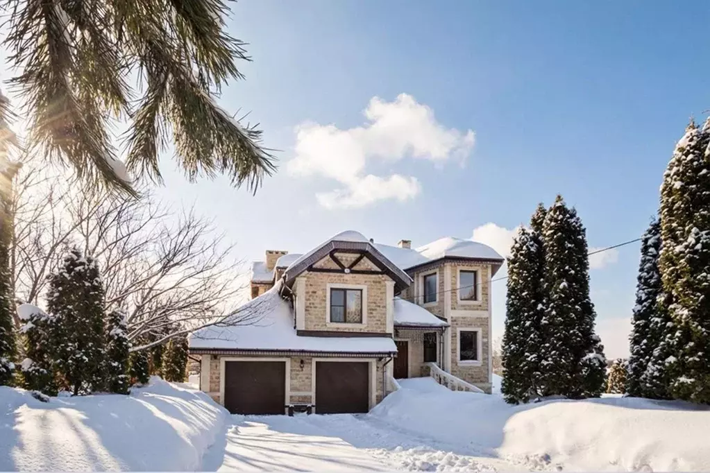 Дом в Калужская область, Тарусский муниципальный округ, Барятино ... - Фото 1