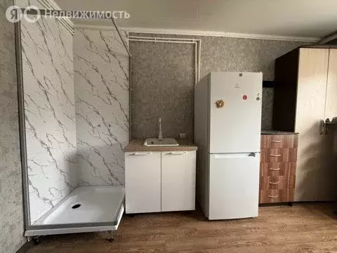 1к в 4-комнатной квартире (12.8 м) - Фото 1