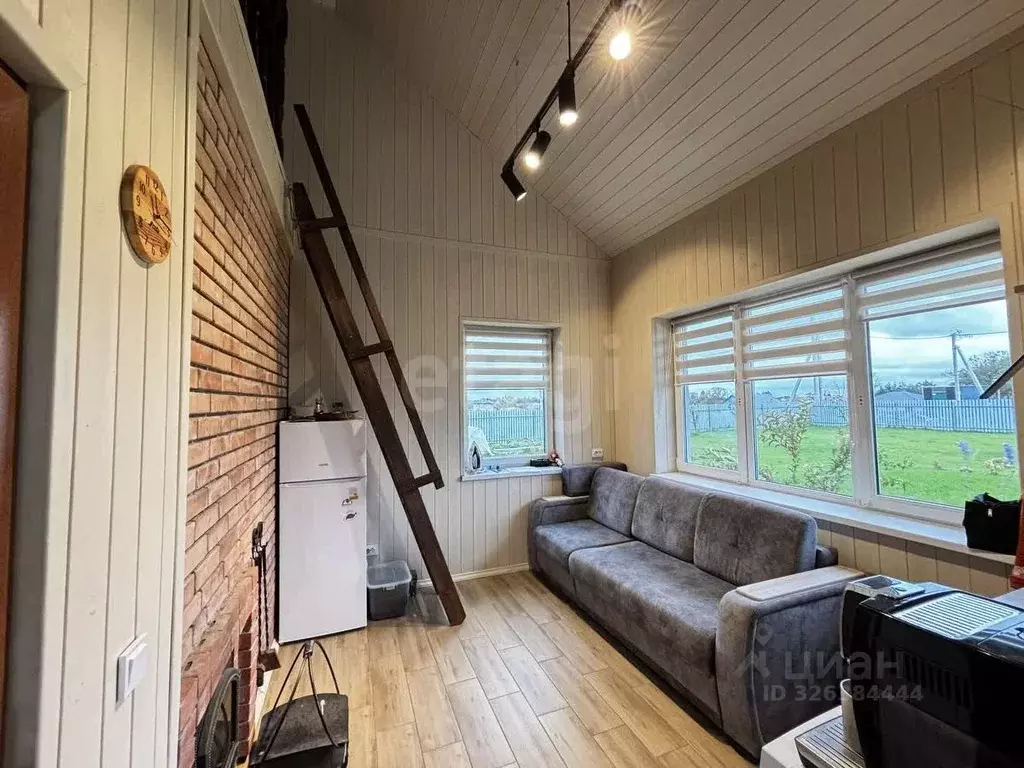 Дом в Калининградская область, Гурьевский муниципальный округ, пос. ... - Фото 1