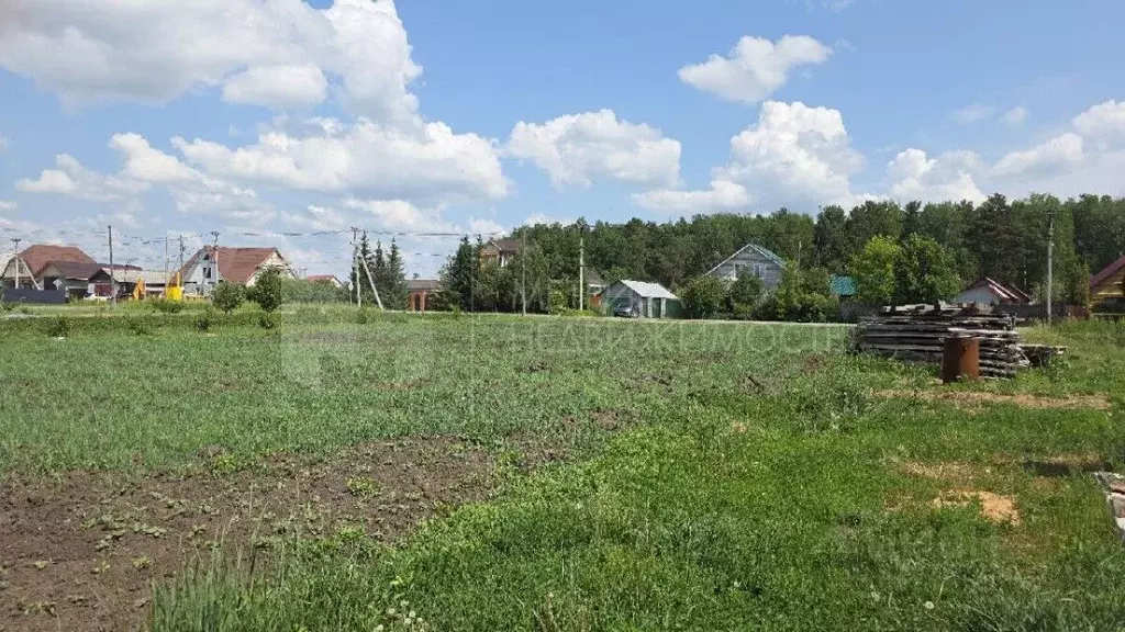 Участок в Тюменская область, Тюменский район, д. Ушакова ул. 70 лет ... - Фото 0