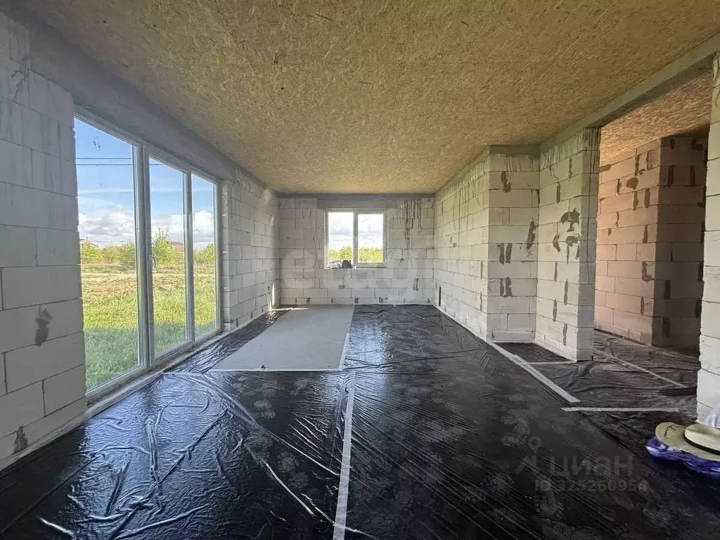 Дом в Калининградская область, Гурьевский муниципальный округ, пос. ... - Фото 1