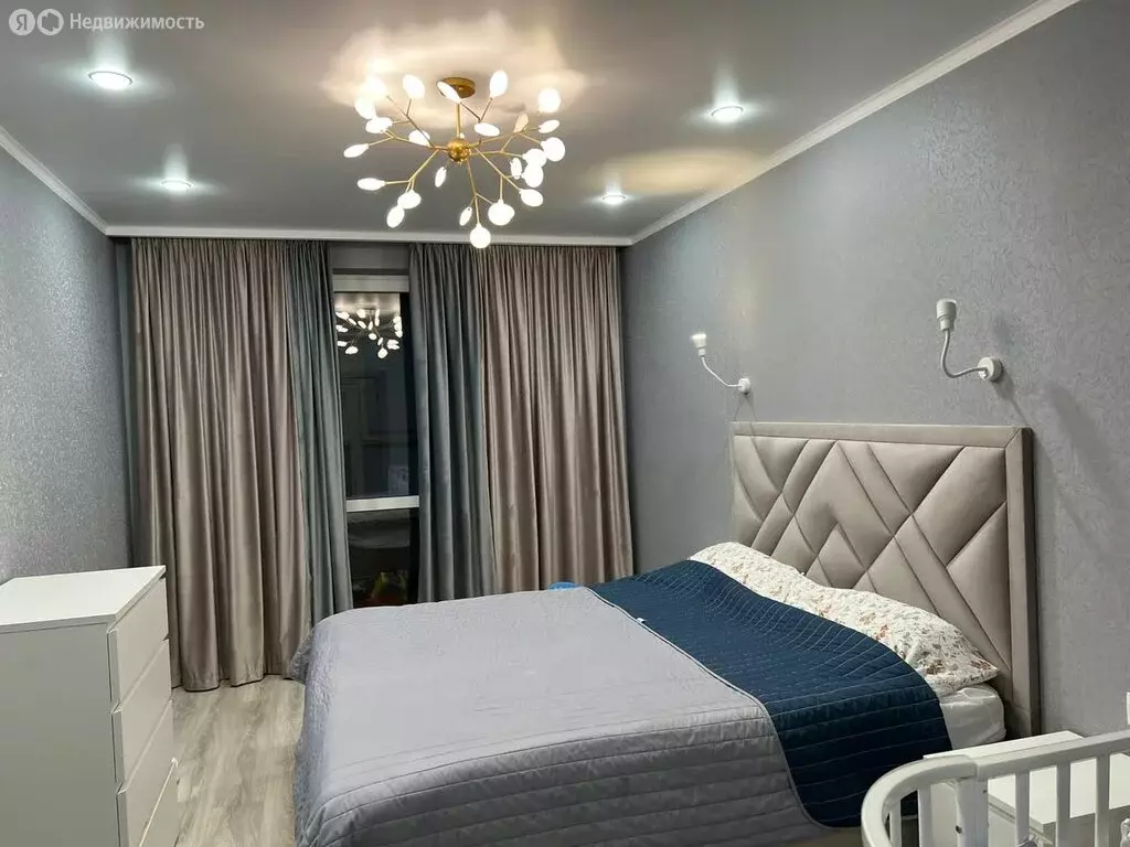 3-комнатная квартира: Туапсе, улица Портовиков, 39/3 (79.9 м) - Фото 1