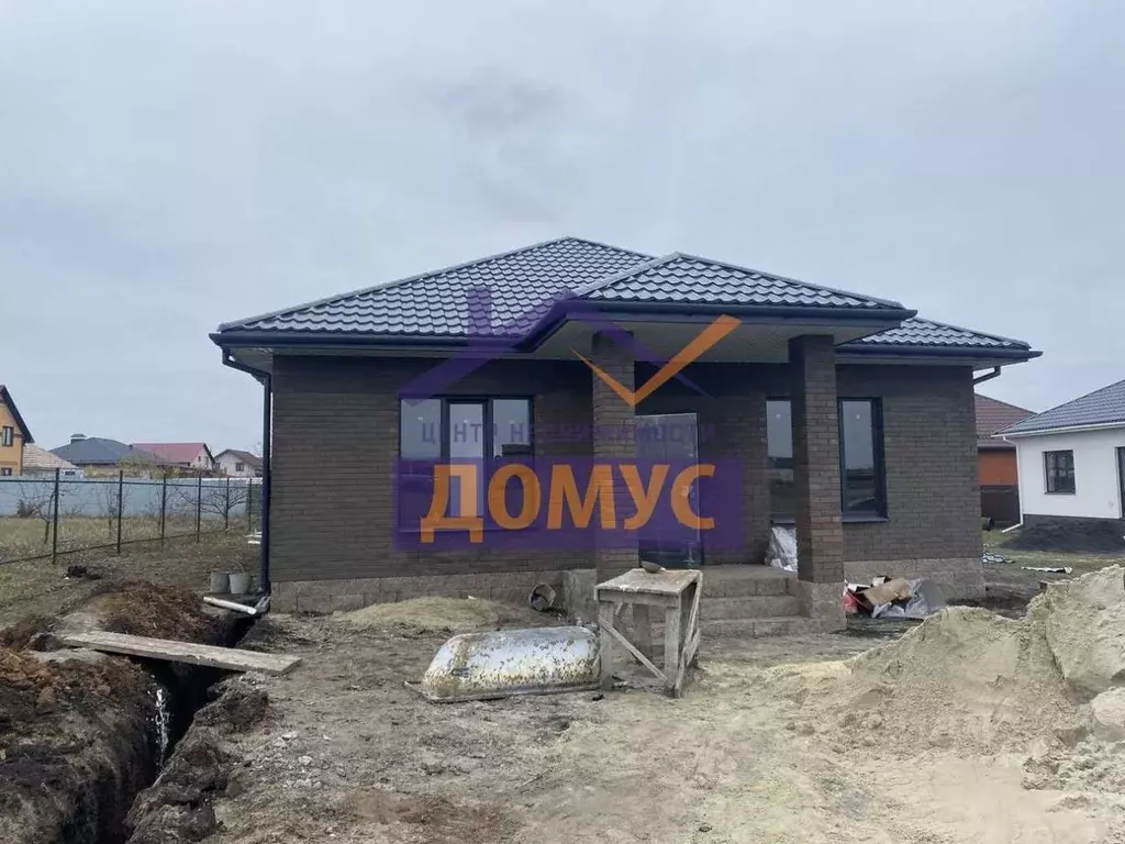 Дом в Белгородская область, Белгородский район, с. Стрелецкое ул. ... - Фото 1