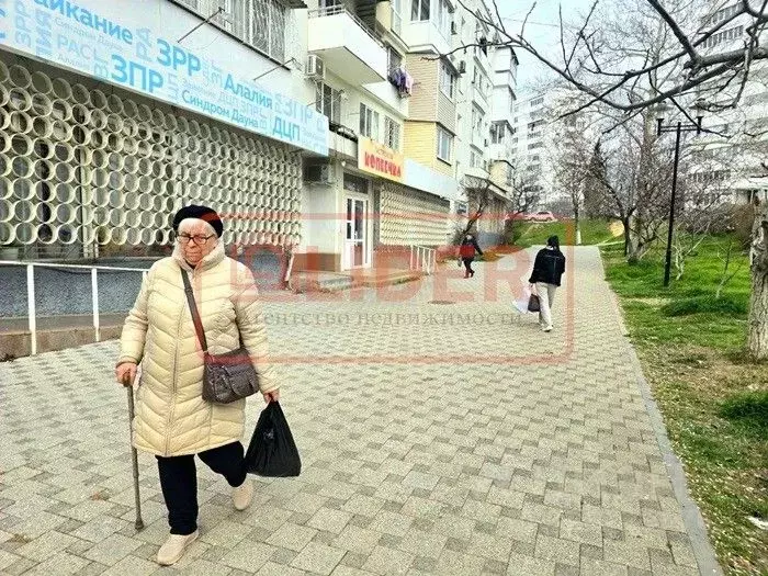 Торговая площадь в Севастополь просп. Октябрьской Революции, 89 (27 м) - Фото 2