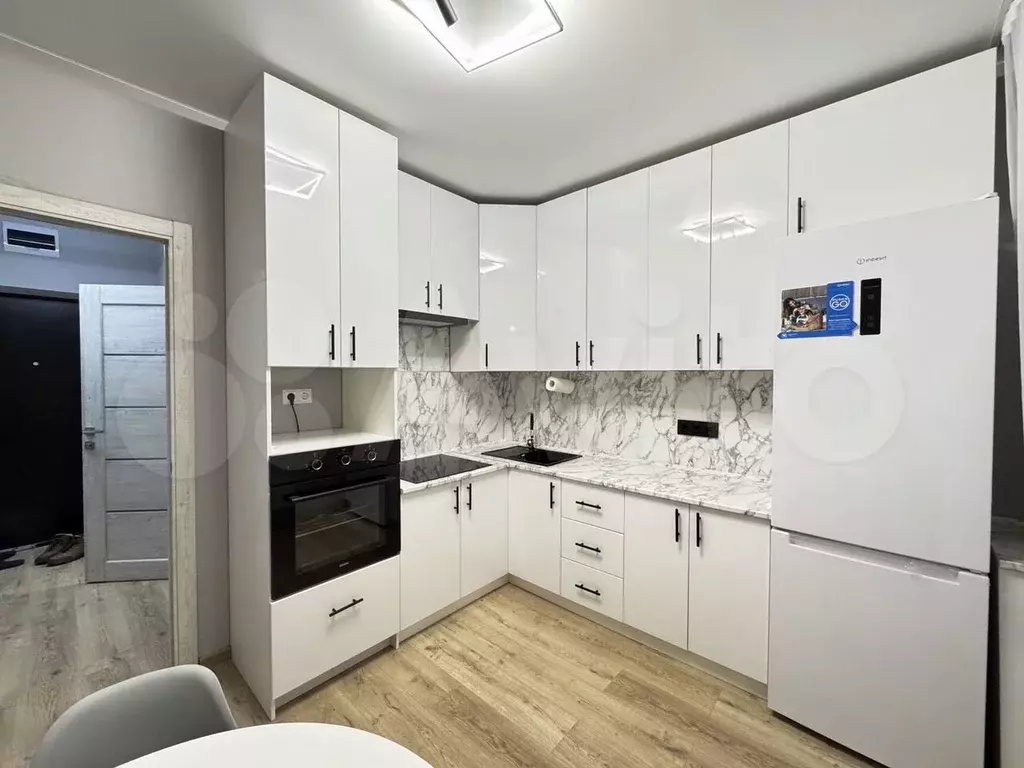 1-к. квартира, 40 м, 2/7 эт. - Фото 0