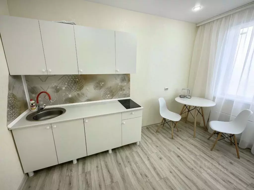 1-к кв. Самарская область, Тольятти Приморский бул., 54 (40.0 м) - Фото 1