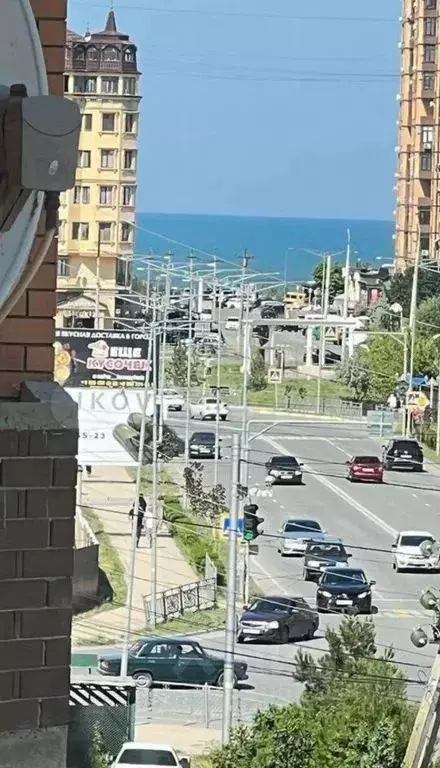2-к кв. Дагестан, Каспийск ул. Магомедали Магомеджановa, 8 (64.0 м) - Фото 0