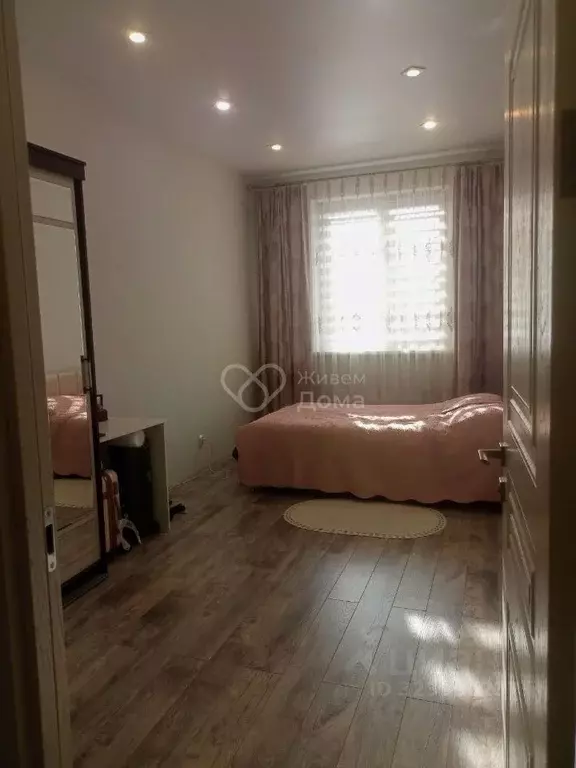 1-к кв. Волгоградская область, Волгоград ул. 8-й Воздушной Армии, 14А ... - Фото 1