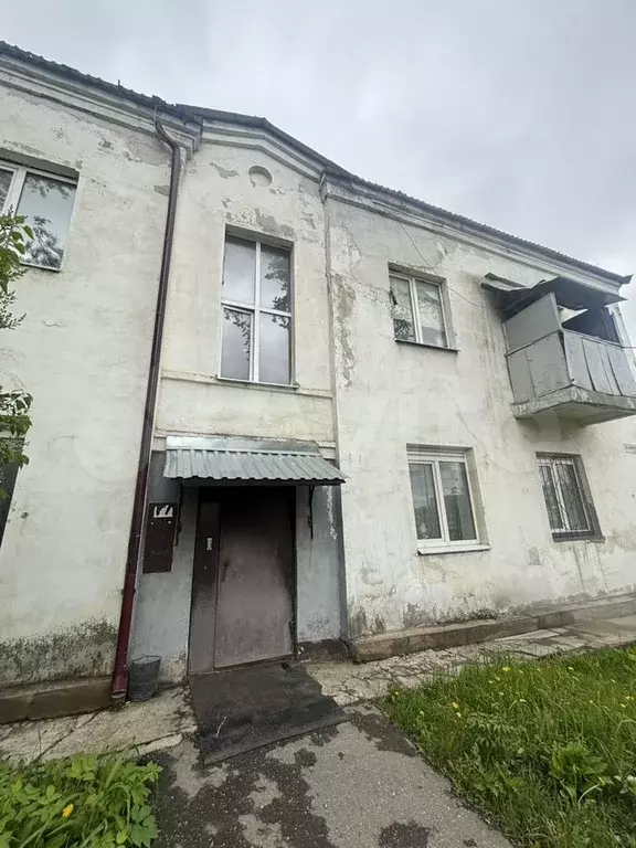 Комната 19 м в 4-к., 2/2 эт. - Фото 0