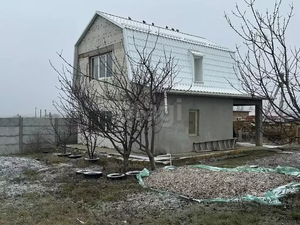 Дом в Крым, Симферопольский район, с. Доброе ул. Тынчлык, 64 (86 м) - Фото 1