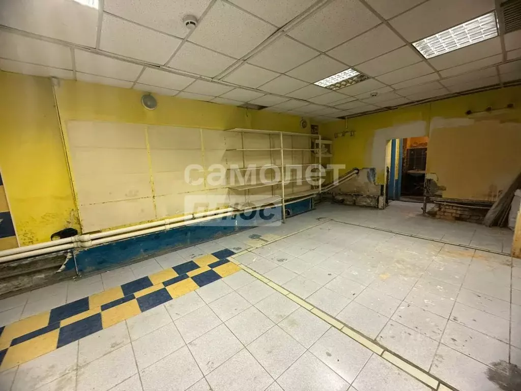 Помещение свободного назначения в Астраханская область, Астрахань ул. ... - Фото 1