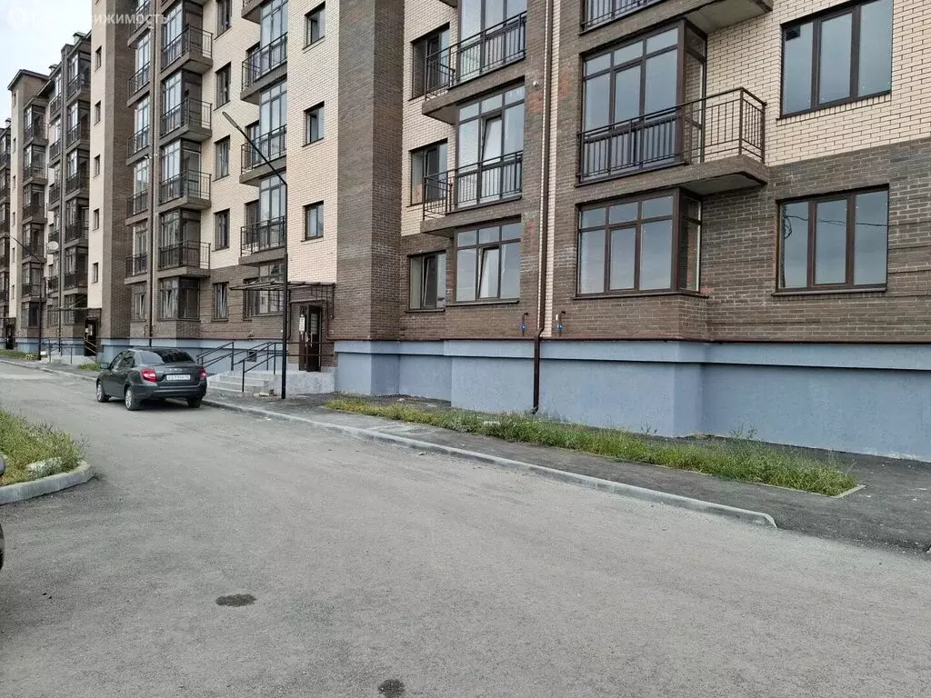1-комнатная квартира: Беслан, улица Фриева, 49 (49.2 м) - Фото 1