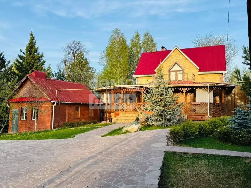 Дом в Татарстан, Альметьевский район, Старомихайловское с/пос, д. ... - Фото 1