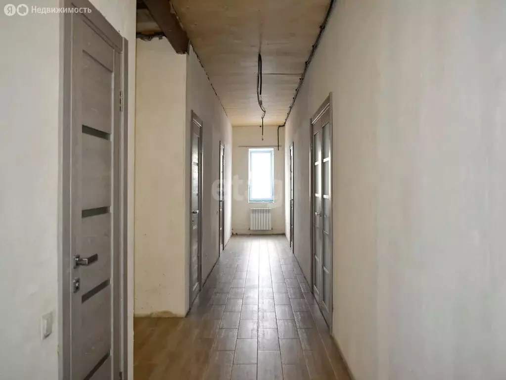 Дом в Оренбург, Омская улица (235 м) - Фото 1