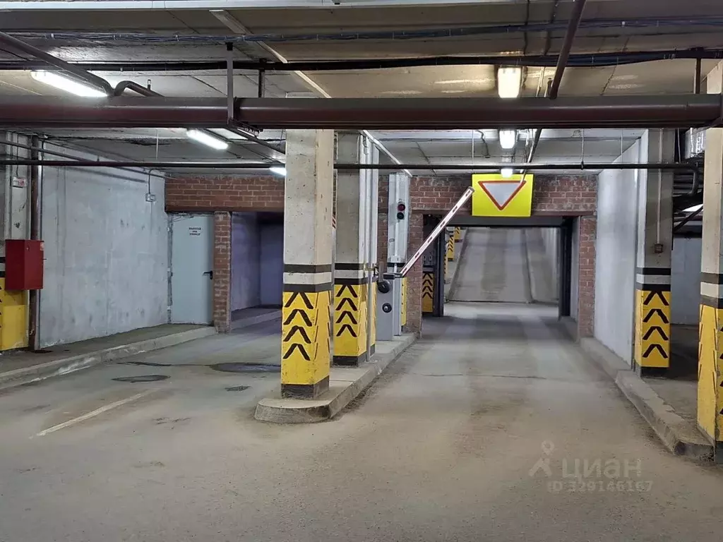Гараж в Свердловская область, Екатеринбург ул. Шейнкмана, 90 (17 м) - Фото 2
